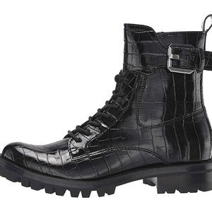 Dolce Vita Paxton combat boot, size 7